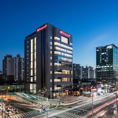 Ramada By Wyndham Seoul Sindorim Hotel Exterior photo